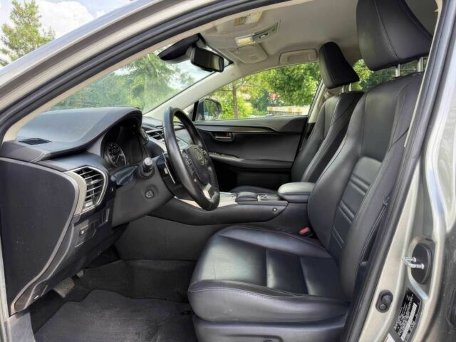 Сірий Лексус НХ, об'ємом двигуна 2 л та пробігом 49 тис. км за 10400 $, фото 7 на Automoto.ua