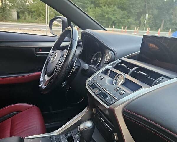Серый Лексус НХ, объемом двигателя 2 л и пробегом 46 тыс. км за 35600 $, фото 6 на Automoto.ua