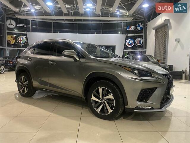 Сірий Лексус НХ, об'ємом двигуна 2 л та пробігом 55 тис. км за 29999 $, фото 7 на Automoto.ua