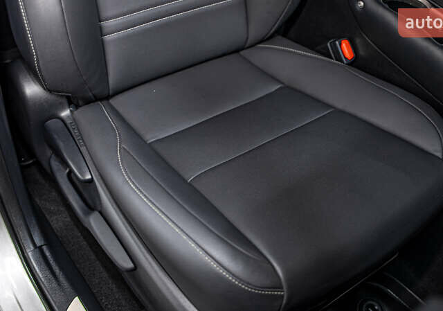 Серый Лексус НХ, объемом двигателя 2 л и пробегом 29 тыс. км за 33800 $, фото 36 на Automoto.ua