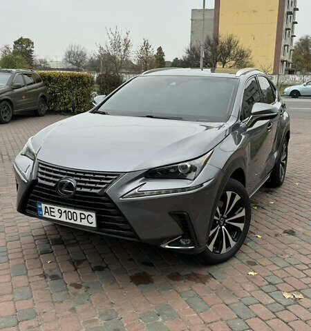 Серый Лексус НХ, объемом двигателя 2 л и пробегом 69 тыс. км за 30900 $, фото 17 на Automoto.ua