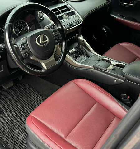 Серый Лексус НХ, объемом двигателя 2 л и пробегом 69 тыс. км за 30900 $, фото 20 на Automoto.ua