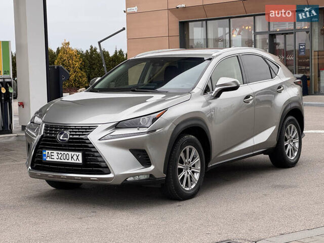 Сірий Лексус НХ, об'ємом двигуна 2 л та пробігом 63 тис. км за 30500 $, фото 9 на Automoto.ua