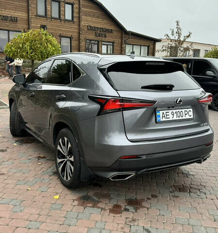 Серый Лексус НХ, объемом двигателя 2 л и пробегом 69 тыс. км за 30900 $, фото 13 на Automoto.ua