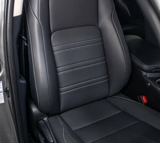 Сірий Лексус НХ, об'ємом двигуна 2 л та пробігом 29 тис. км за 35200 $, фото 31 на Automoto.ua