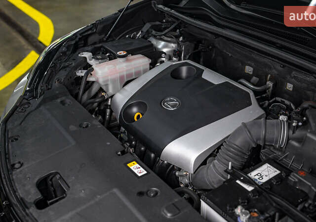 Сірий Лексус НХ, об'ємом двигуна 2 л та пробігом 29 тис. км за 35200 $, фото 19 на Automoto.ua