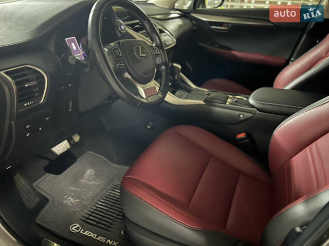 Сірий Лексус НХ, об'ємом двигуна 1.99 л та пробігом 48 тис. км за 32900 $, фото 27 на Automoto.ua