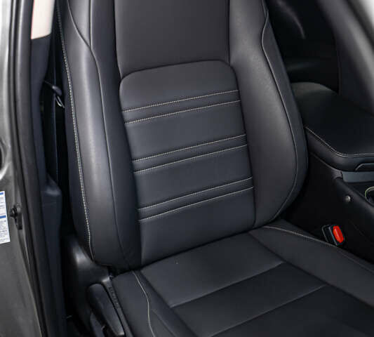 Серый Лексус НХ, объемом двигателя 2 л и пробегом 29 тыс. км за 33800 $, фото 37 на Automoto.ua