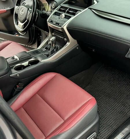 Серый Лексус НХ, объемом двигателя 2 л и пробегом 69 тыс. км за 30900 $, фото 27 на Automoto.ua