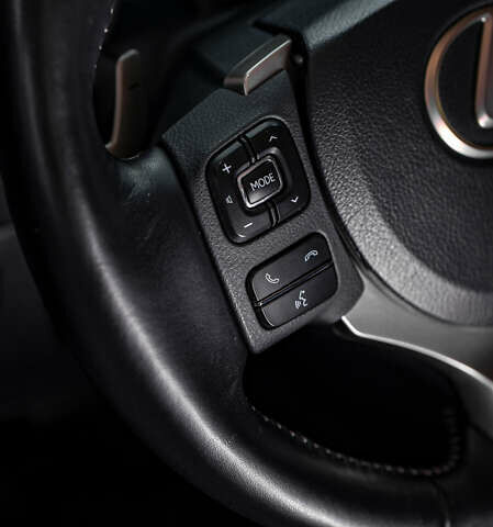 Серый Лексус НХ, объемом двигателя 2 л и пробегом 29 тыс. км за 33800 $, фото 54 на Automoto.ua