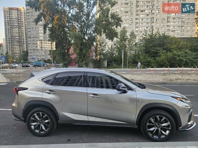 Серый Лексус НХ, объемом двигателя 2 л и пробегом 46 тыс. км за 35600 $, фото 5 на Automoto.ua
