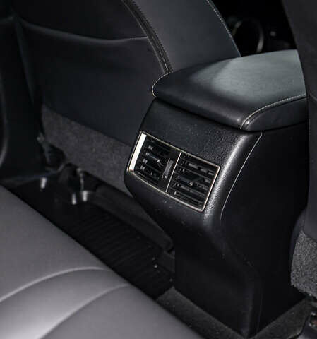 Сірий Лексус НХ, об'ємом двигуна 2 л та пробігом 29 тис. км за 35200 $, фото 45 на Automoto.ua