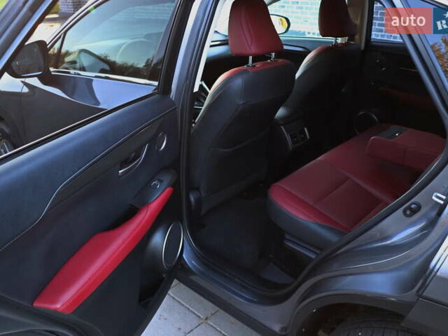 Сірий Лексус НХ, об'ємом двигуна 2 л та пробігом 61 тис. км за 35555 $, фото 21 на Automoto.ua