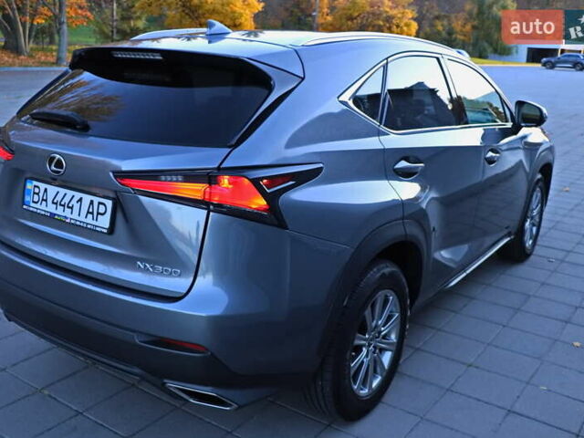 Сірий Лексус НХ, об'ємом двигуна 2 л та пробігом 61 тис. км за 35555 $, фото 32 на Automoto.ua