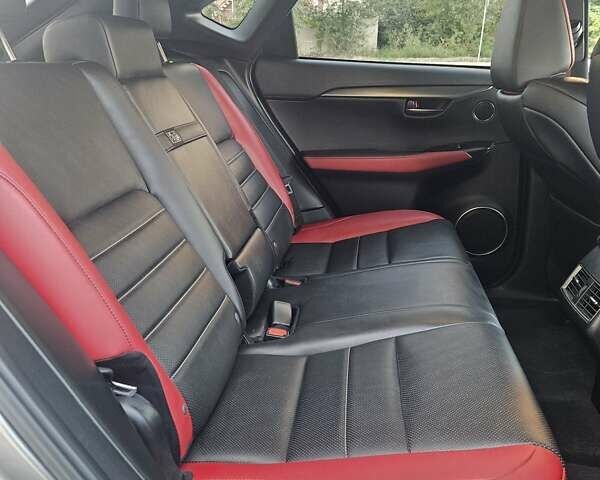 Серый Лексус НХ, объемом двигателя 2 л и пробегом 46 тыс. км за 35600 $, фото 9 на Automoto.ua