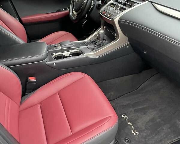 Серый Лексус НХ, объемом двигателя 1.99 л и пробегом 47 тыс. км за 29500 $, фото 17 на Automoto.ua