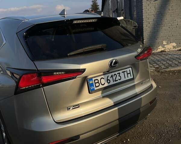 Серый Лексус НХ, объемом двигателя 2 л и пробегом 90 тыс. км за 27000 $, фото 31 на Automoto.ua