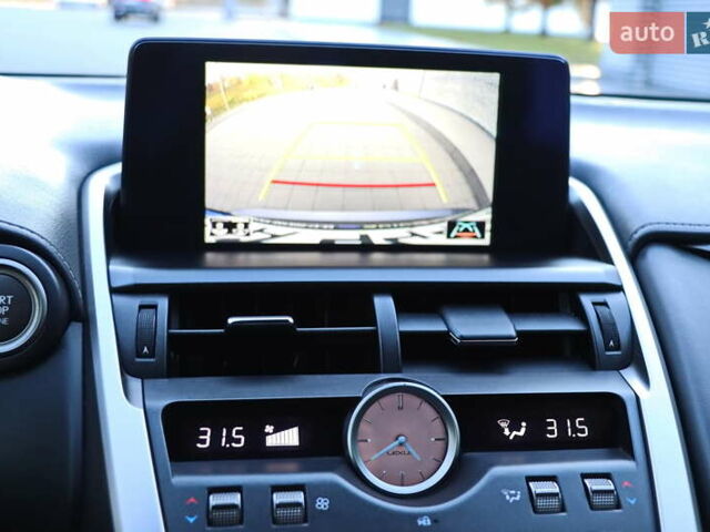 Сірий Лексус НХ, об'ємом двигуна 2 л та пробігом 61 тис. км за 35555 $, фото 27 на Automoto.ua