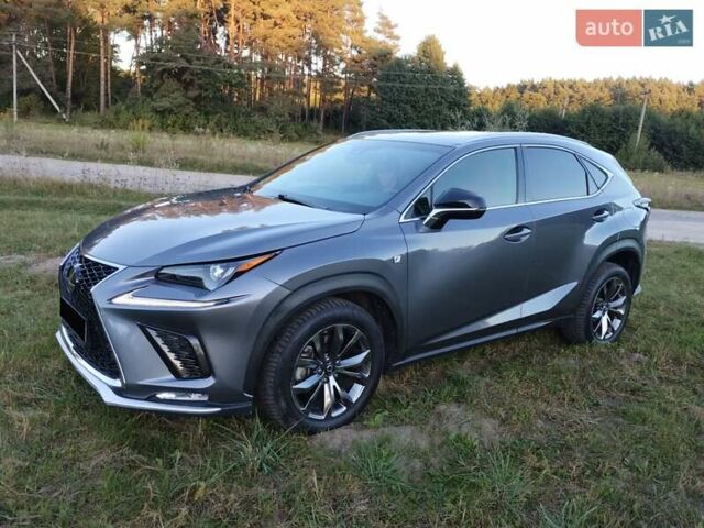 Сірий Лексус НХ, об'ємом двигуна 1.99 л та пробігом 60 тис. км за 32000 $, фото 6 на Automoto.ua