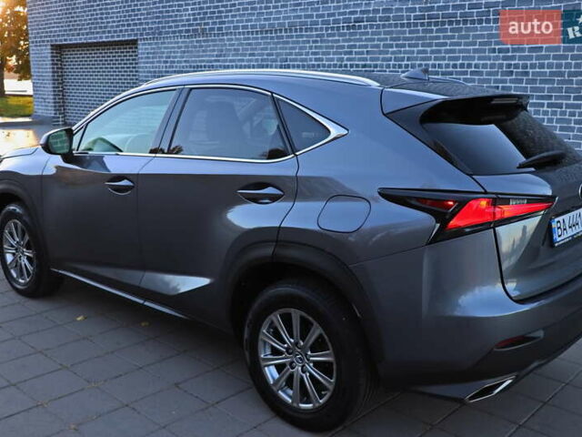 Сірий Лексус НХ, об'ємом двигуна 2 л та пробігом 61 тис. км за 35555 $, фото 30 на Automoto.ua