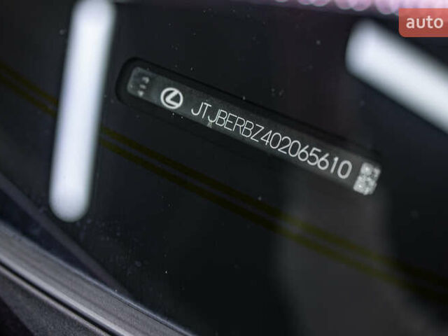 Серый Лексус НХ, объемом двигателя 2 л и пробегом 29 тыс. км за 33800 $, фото 26 на Automoto.ua