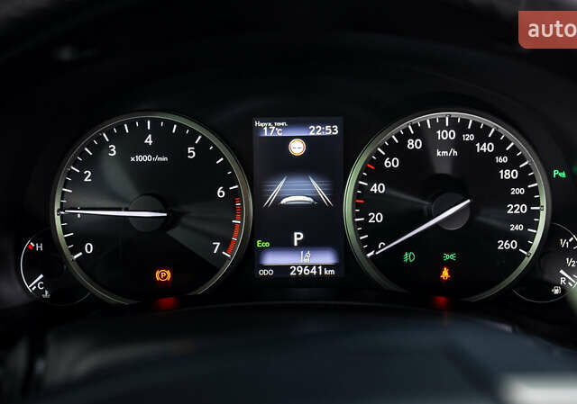 Сірий Лексус НХ, об'ємом двигуна 2 л та пробігом 29 тис. км за 35200 $, фото 25 на Automoto.ua