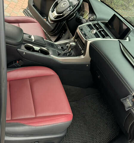 Серый Лексус НХ, объемом двигателя 2 л и пробегом 69 тыс. км за 30900 $, фото 28 на Automoto.ua