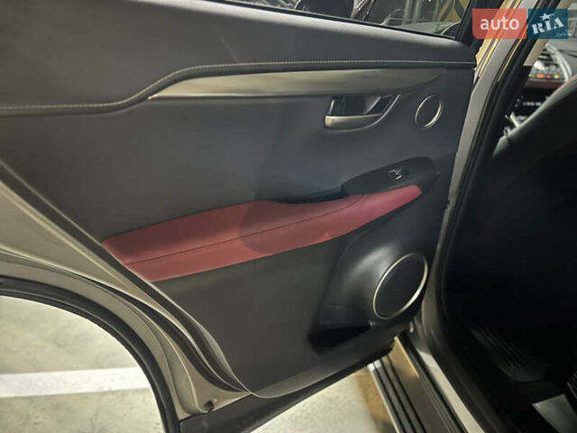 Сірий Лексус НХ, об'ємом двигуна 1.99 л та пробігом 48 тис. км за 32900 $, фото 41 на Automoto.ua