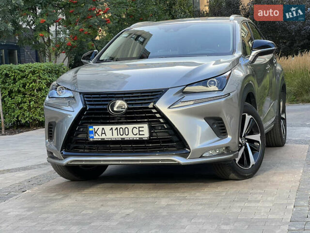 Сірий Лексус НХ, об'ємом двигуна 1.99 л та пробігом 55 тис. км за 34800 $, фото 11 на Automoto.ua