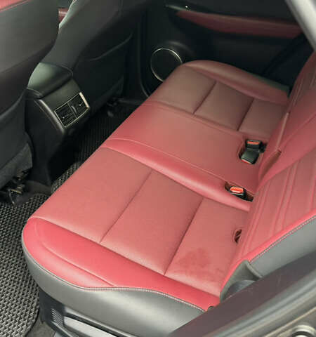 Серый Лексус НХ, объемом двигателя 2 л и пробегом 69 тыс. км за 30900 $, фото 24 на Automoto.ua