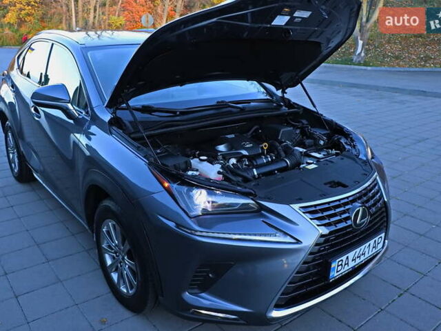 Сірий Лексус НХ, об'ємом двигуна 2 л та пробігом 61 тис. км за 35555 $, фото 42 на Automoto.ua