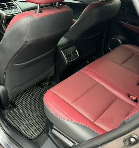 Серый Лексус НХ, объемом двигателя 2 л и пробегом 69 тыс. км за 30900 $, фото 26 на Automoto.ua