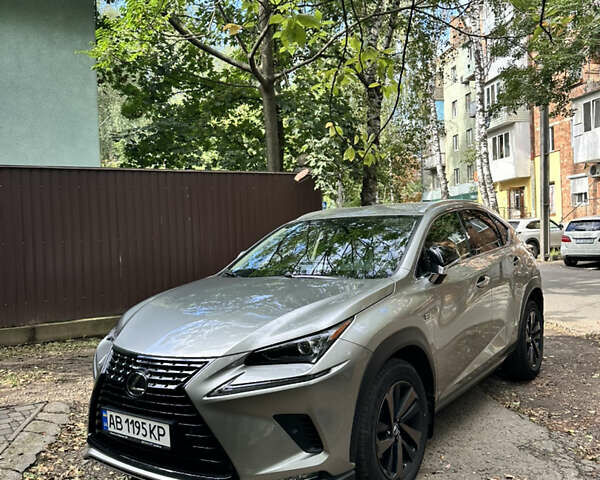 Серый Лексус НХ, объемом двигателя 1.99 л и пробегом 29 тыс. км за 34800 $, фото 4 на Automoto.ua