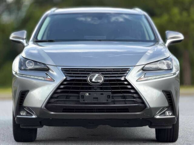 Сірий Лексус НХ, об'ємом двигуна 2 л та пробігом 49 тис. км за 10400 $, фото 1 на Automoto.ua