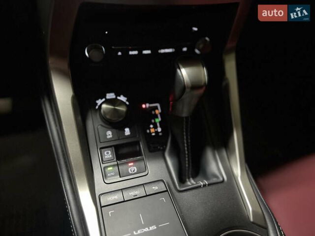 Сірий Лексус НХ, об'ємом двигуна 1.99 л та пробігом 48 тис. км за 32900 $, фото 35 на Automoto.ua