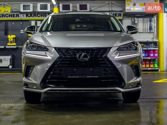 Сірий Лексус НХ, об'ємом двигуна 2 л та пробігом 29 тис. км за 35200 $, фото 3 на Automoto.ua