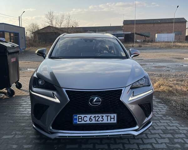 Серый Лексус НХ, объемом двигателя 2 л и пробегом 90 тыс. км за 27000 $, фото 9 на Automoto.ua