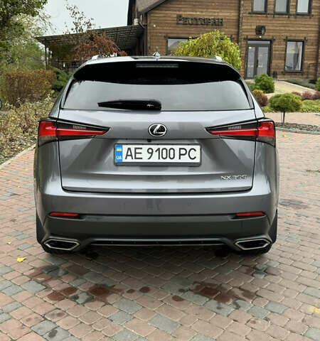 Серый Лексус НХ, объемом двигателя 2 л и пробегом 69 тыс. км за 30900 $, фото 2 на Automoto.ua