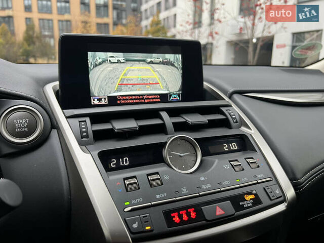 Сірий Лексус НХ, об'ємом двигуна 1.99 л та пробігом 60 тис. км за 34500 $, фото 48 на Automoto.ua