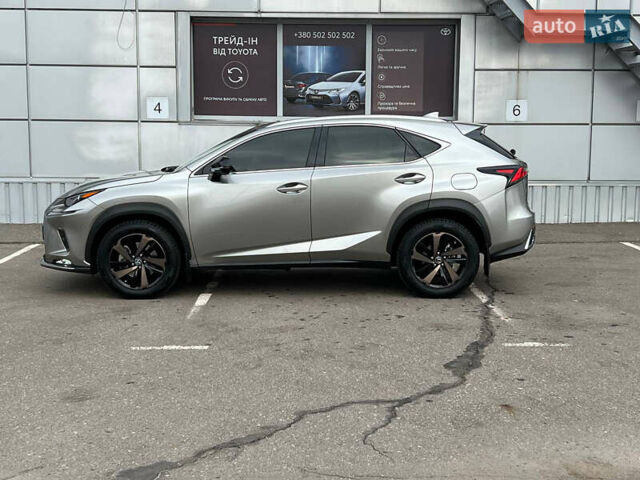 Серый Лексус НХ, объемом двигателя 2 л и пробегом 40 тыс. км за 35000 $, фото 25 на Automoto.ua