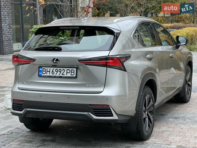 Сірий Лексус НХ, об'ємом двигуна 1.99 л та пробігом 60 тис. км за 34500 $, фото 18 на Automoto.ua