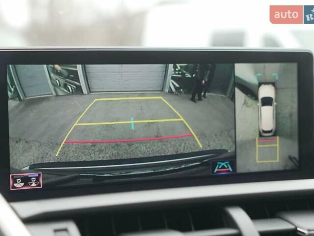 Сірий Лексус НХ, об'ємом двигуна 2 л та пробігом 41 тис. км за 31750 $, фото 19 на Automoto.ua