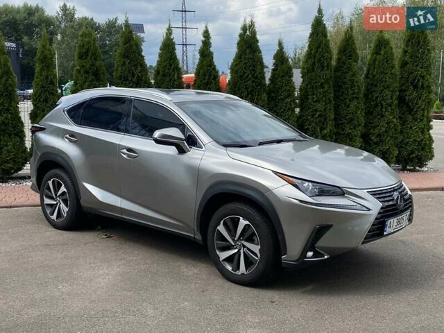 Сірий Лексус НХ, об'ємом двигуна 2 л та пробігом 41 тис. км за 29900 $, фото 5 на Automoto.ua