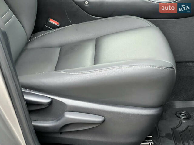 Сірий Лексус НХ, об'ємом двигуна 1.99 л та пробігом 60 тис. км за 34500 $, фото 42 на Automoto.ua