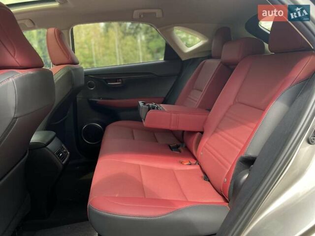 Сірий Лексус НХ, об'ємом двигуна 2 л та пробігом 41 тис. км за 29900 $, фото 13 на Automoto.ua