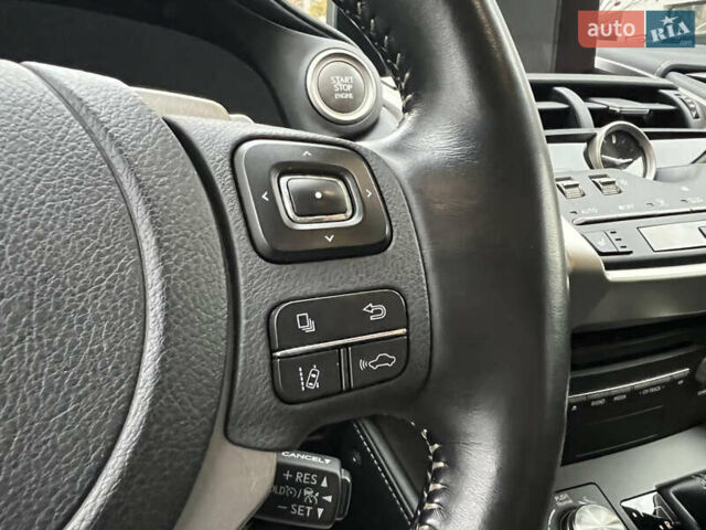 Сірий Лексус НХ, об'ємом двигуна 1.99 л та пробігом 60 тис. км за 34500 $, фото 47 на Automoto.ua