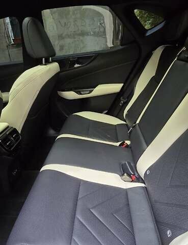 Сірий Лексус НХ, об'ємом двигуна 2.49 л та пробігом 17 тис. км за 52000 $, фото 10 на Automoto.ua