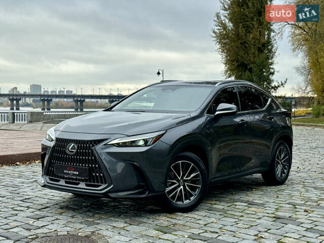 Лексус НХ 2022 в Киеве на Automoto.ua Серый Лексус НХ, объемом двигателя 1.99 л и пробегом 93 тыс. км за 36555 $, фото 50 на Automoto.ua