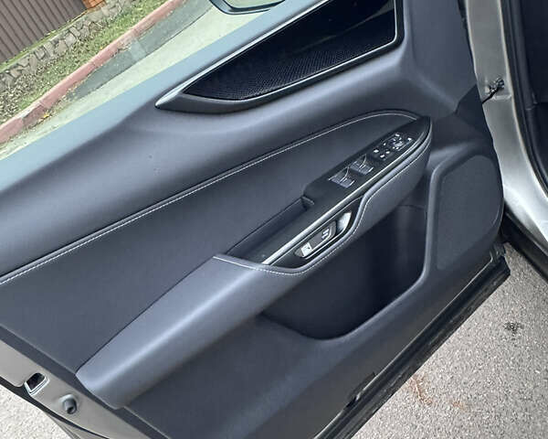 Серый Лексус НХ, объемом двигателя 1.99 л и пробегом 36 тыс. км за 41500 $, фото 31 на Automoto.ua