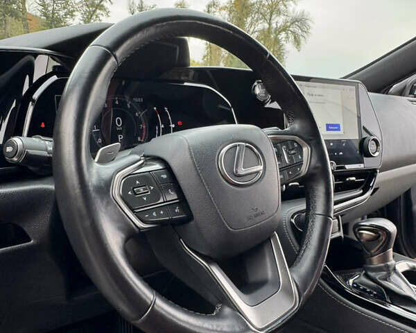 Лексус НХ 2022 в Киеве на Automoto.ua Серый Лексус НХ, объемом двигателя 1.99 л и пробегом 93 тыс. км за 36555 $, фото 19 на Automoto.ua